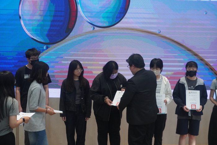 頒發書卷獎圖片