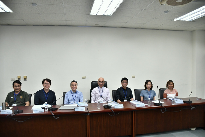 第三會議室 會後合照圖片