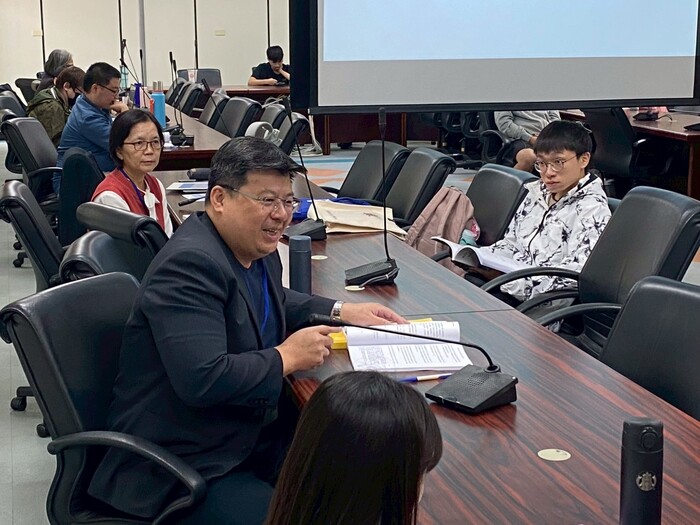 第二場次論文發表中圖片