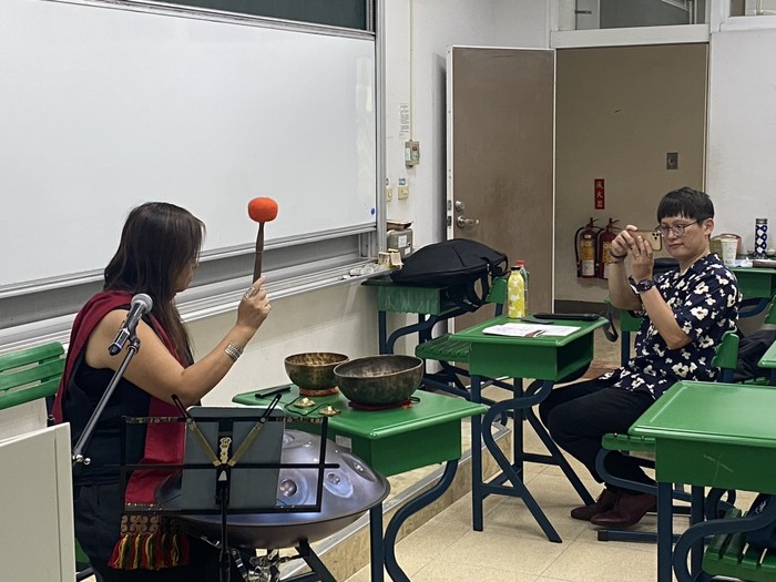 【活動快照】繆思•繆思──2025女力詩歌朗讀分享會 國立屏東大學校園場圖片